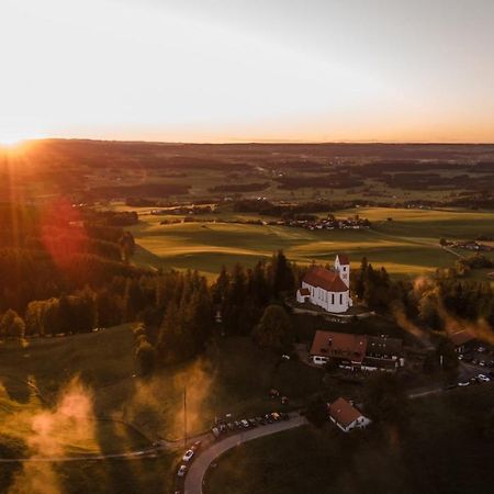 Panoramagasthof Auf Dem Auerberg Bernbeuren Exteriér fotografie