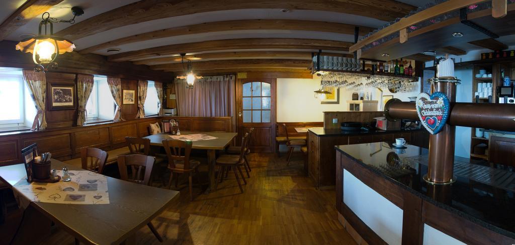 Panoramagasthof Auf Dem Auerberg Bernbeuren Exteriér fotografie